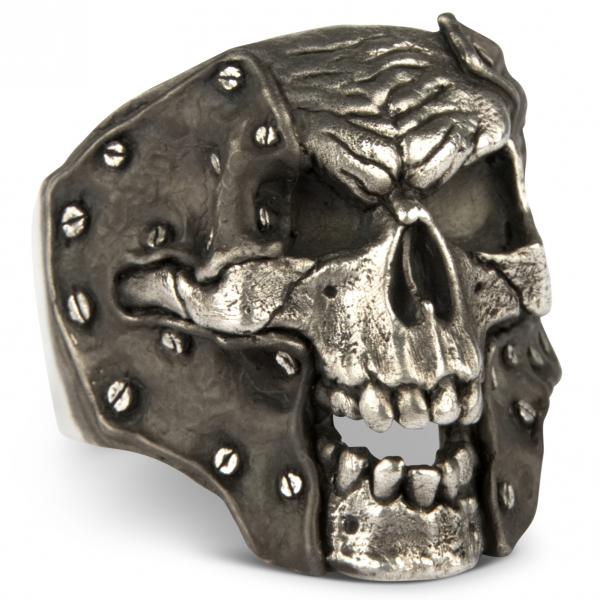 Eternal Gladiator Totenkopf Ring